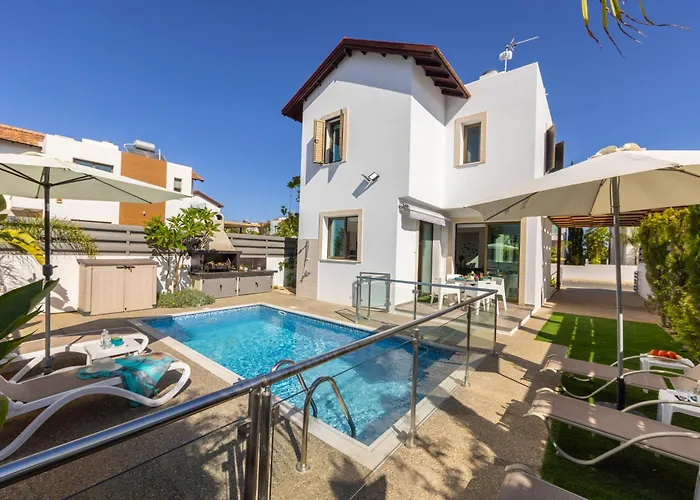 Accomoteleia Blue Villa